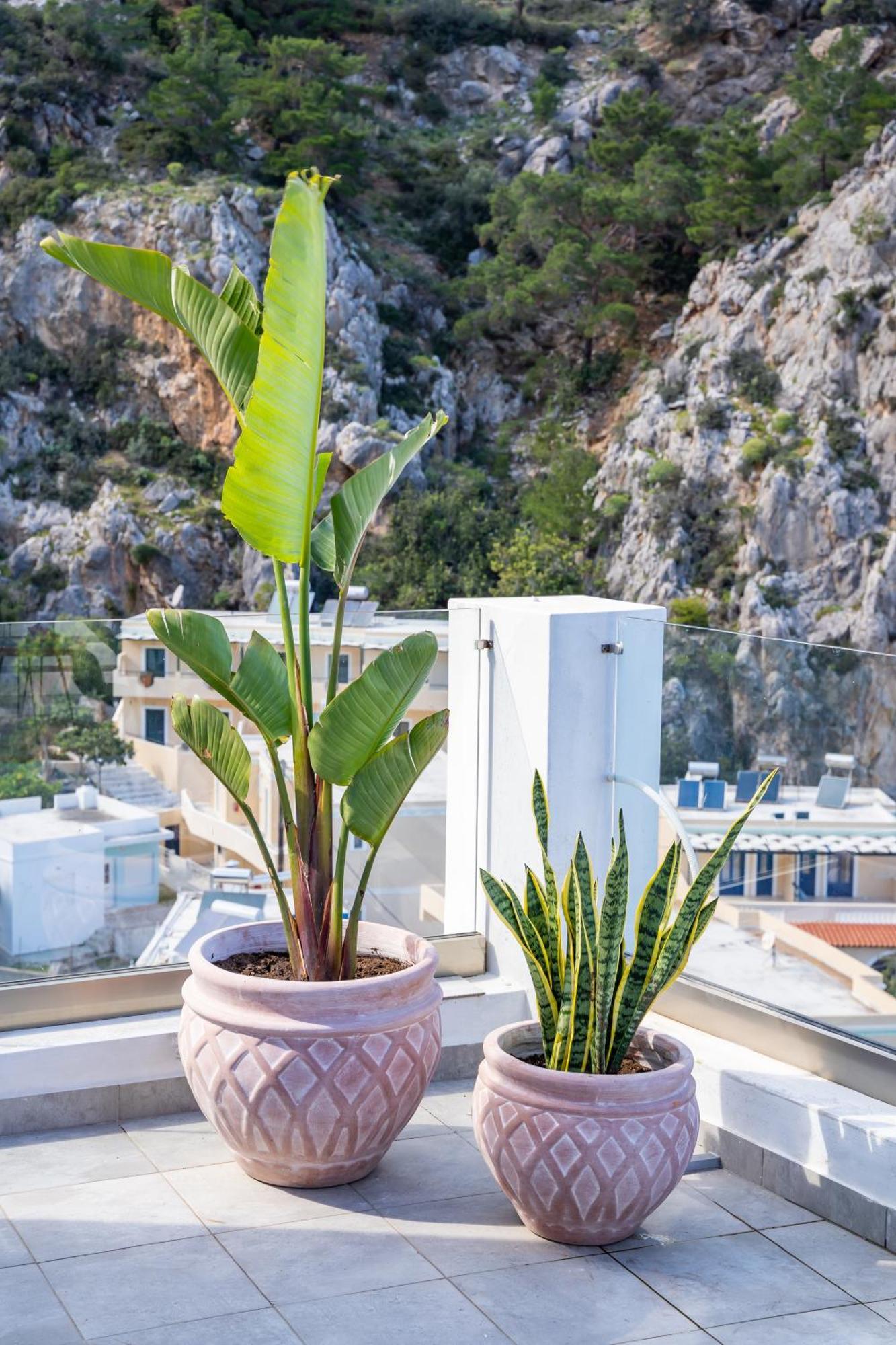 Yploui Suites Karpathos Exterior foto